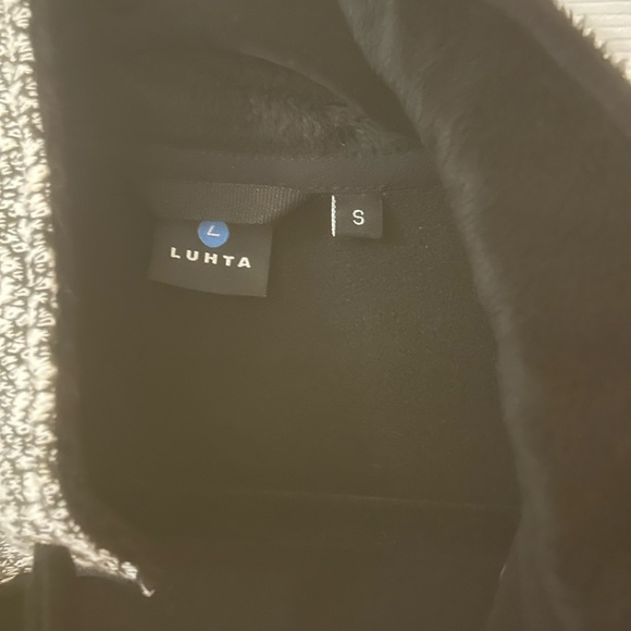 Fabulous Black Lunta Alpine Jacket. Perfect Sophisticated, Sporty, Small. 4/6 - Picture 7 of 9